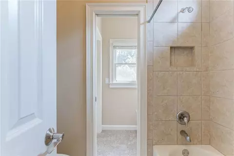 Bath - 1570 Briergate Dr, Duluth, GA 30097 photo 7 of 11