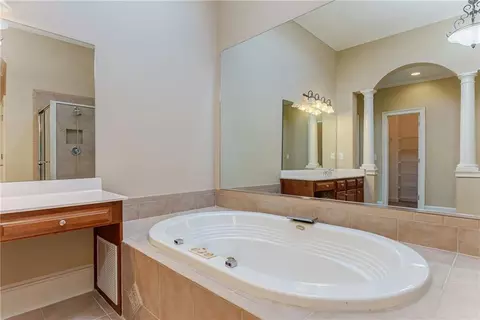 Bath - 1570 Briergate Dr, Duluth, GA 30097 photo 2 of 11
