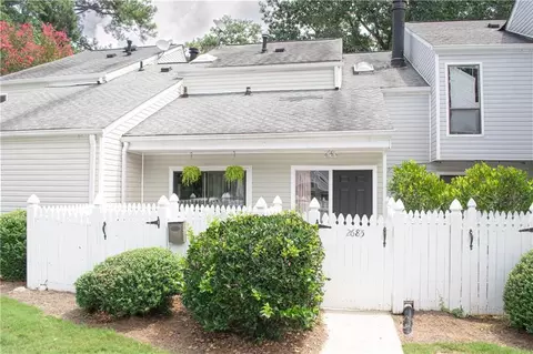 2685 Meadowlawn Dr SE, Marietta, GA 30067