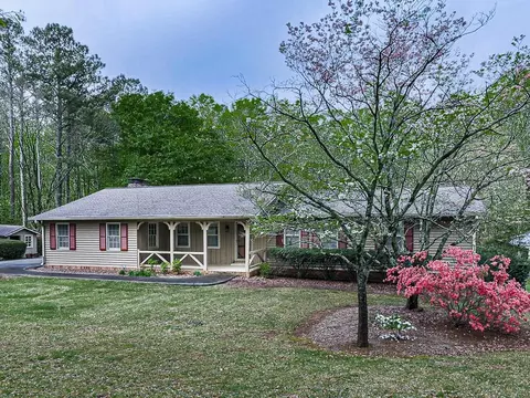 4445 Moon Station Ln NW, Acworth, GA 30101