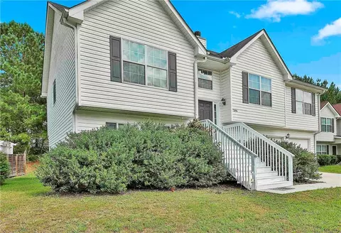 7396 Petunia Dr, Riverdale, GA 30296