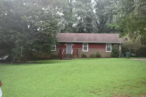 5566 NW Rock Garden Ct NW, Lilburn, GA 30047
