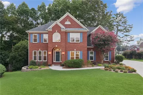 310 Ridge Bluff Ln, Suwanee, GA 30024