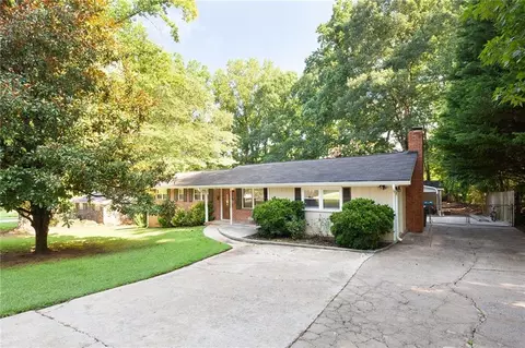 6119 Lullwater Dr, Douglasville, GA 30135