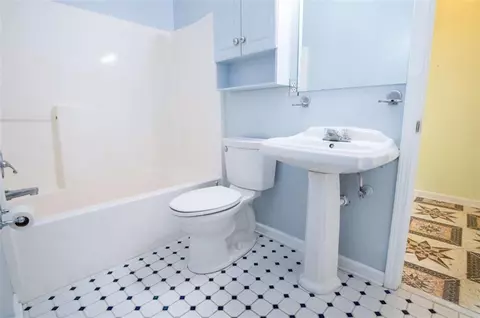 Bath - 75 Briar Patch Dr, Covington, GA 30014 photo 3 of 3