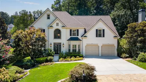 5030 Winding Hills Ln, Woodstock, GA 30189