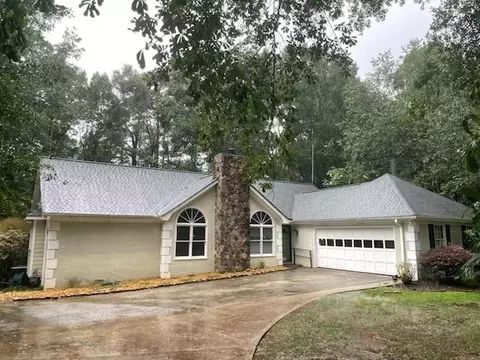 110 Emerald Dr, Mcdonough, GA 30253