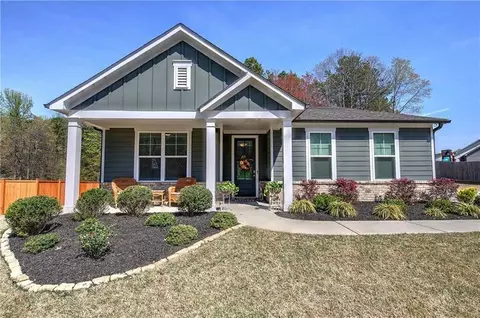 34 Mountainbrook Dr NW, Cartersville, GA 30121