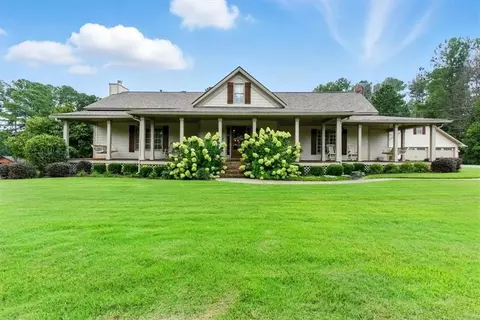 2304 Due West Rd, Dallas, GA 30157