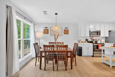 Dining - 60 Canopy Ct, Hull, GA 30646 photo 1 of 2