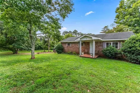 Exterior - 25 Roberts Rd, Covington, GA 30016 photo 3 of 6