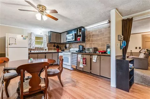 Kitchen - 25 Roberts Rd, Covington, GA 30016 photo 1 of 3