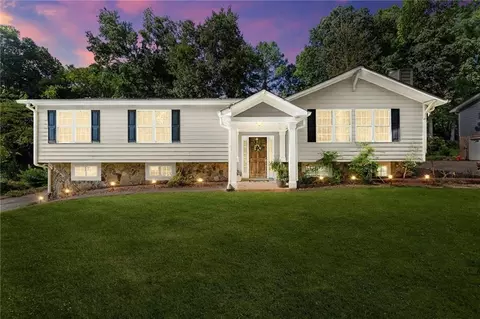 1617 Rex Dr, Marietta, GA 30066