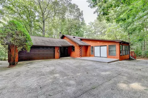 433 Four Seasons Ct, Dacula, GA 30019