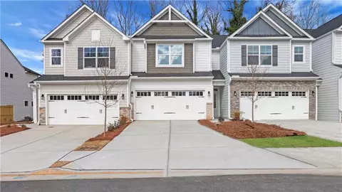 76 Trace Blf, Dawsonville, GA 30534