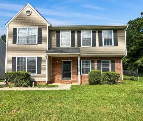 5467 Northcut Dr, Atlanta, GA 30349
