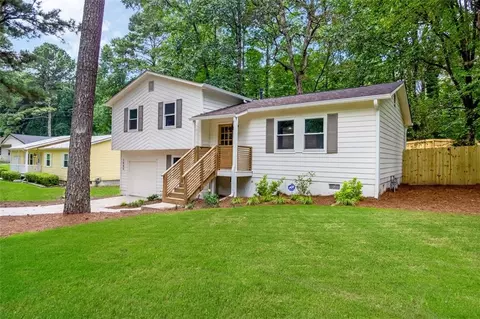 2805 Alexandria Dr SW, Atlanta, GA 30331
