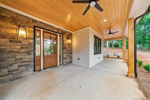 Exterior - 225 Laurel Place Dr, Cornelia, GA 30531 photo 10 of 13
