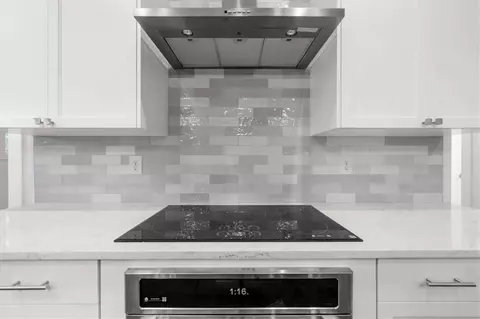 Kitchen - 225 Laurel Place Dr, Cornelia, GA 30531 photo 8 of 9