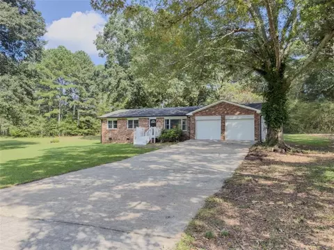 14 Parkview Dr, Winder, GA 30680
