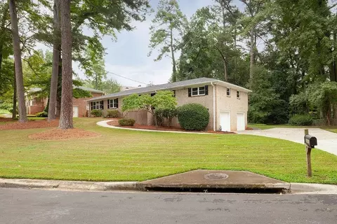 3841 Rena Ln SE, Smyrna, GA 30082