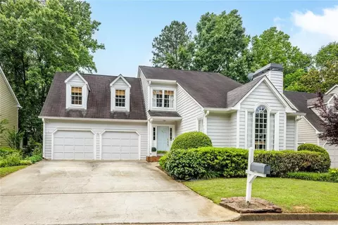 1085 Dunbarton Trce NE, Atlanta, GA 30319