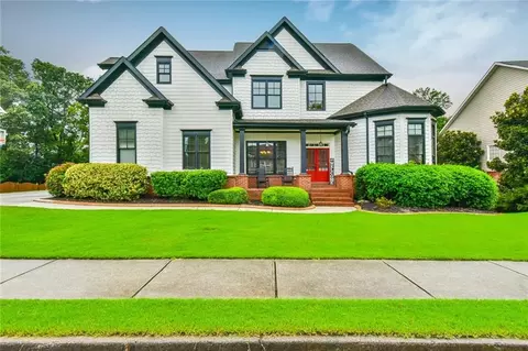 2945 Climbing Rose St, Buford, GA 30519