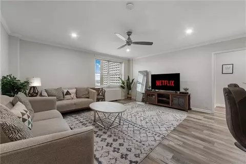 300 Peachtree St NE #15J, Atlanta, GA 30308