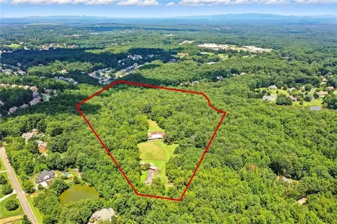 450 Pat Rich Dr, Canton, GA 30115