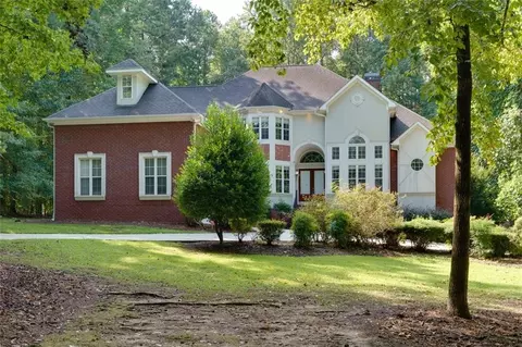 175 Oak Mnr, Fayetteville, GA 30214