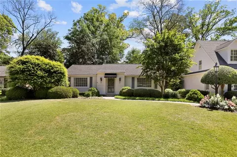 1825 Colland Dr NW, Atlanta, GA 30318