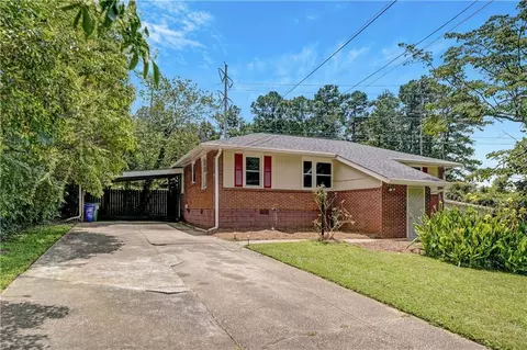 1073 Willivee Dr, Decatur, GA 30033