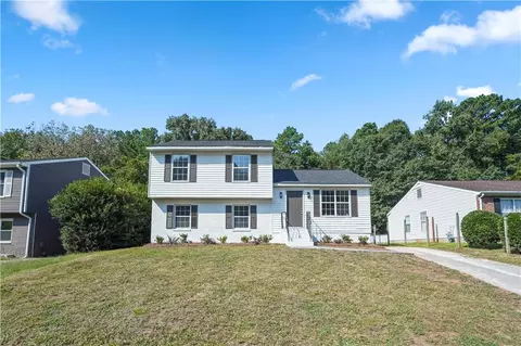 5549 Pine Gate Dr, Atlanta, GA 30349