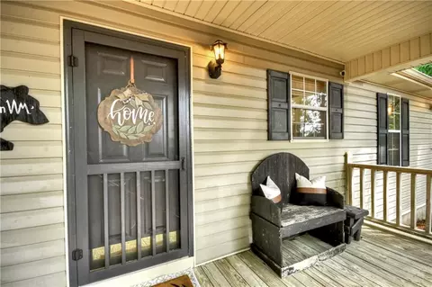 1689 Walnut Rdg, Ellijay, GA 30536