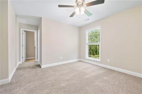 Bedroom - 4969 Cagle Rd, Lula, GA 30554 photo 6 of 10
