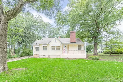 739 N Greenwood St, Lagrange, GA 30240