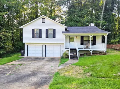 7687 Greenridge Ct, Douglasville, GA 30134