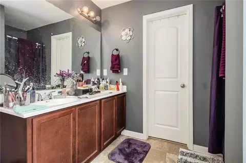 Bath - 1558 Leonard St, Hampton, GA 30228 photo 2 of 3