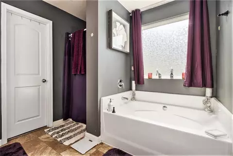 Bath - 1558 Leonard St, Hampton, GA 30228 photo 1 of 3