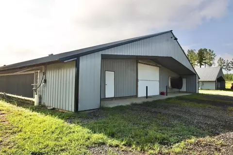 993 Sexton Rd, Resaca, GA 30735