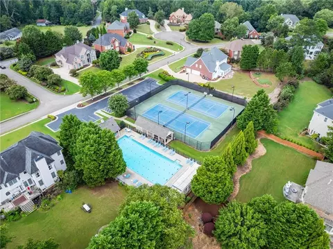 View/Area - 1020 Grace Ct, Suwanee, GA 30024 photo 3 of 10