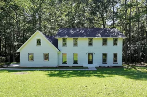227 Oak Ridge Trl, Fayetteville, GA 30214