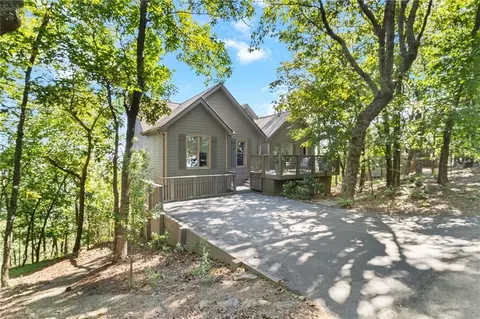 1572 Ridgeview Dr, Big Canoe, GA 30143