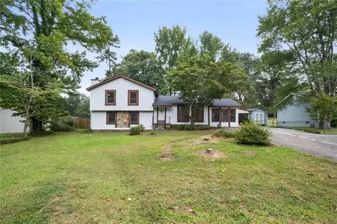 1900 Branch View Dr, Marietta, GA 30062