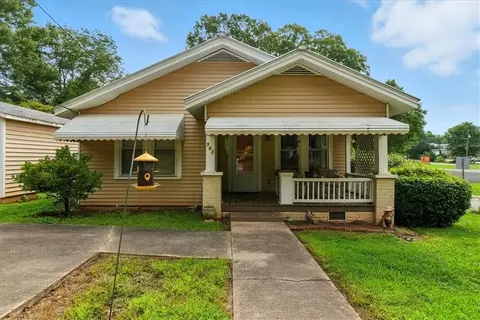 501 Douglas St, Cartersville, GA 30120