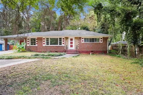 2800 Mitchell Dr, Decatur, GA 30032