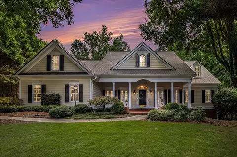 4927 Red Cliff Ct, Powder Springs, GA 30127
