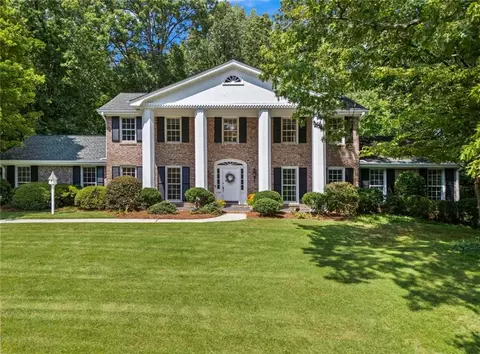 295 Glen Lake Dr, Atlanta, GA 30327