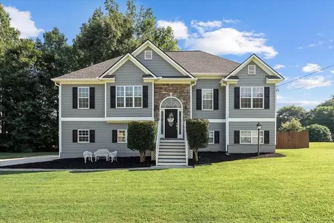 943 Creek Run Pl, Temple, GA 30179