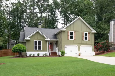 2239 Kilmory Dr NW, Kennesaw, GA 30152